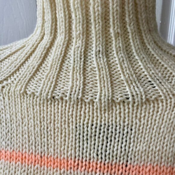 GRANNY SQUARE CHUNKY WOOL SWEATER COLOR POP SIZE MEDIUM - Picture 13 of 14